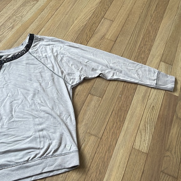 GUESS gray sweater - Picture 2 of 6